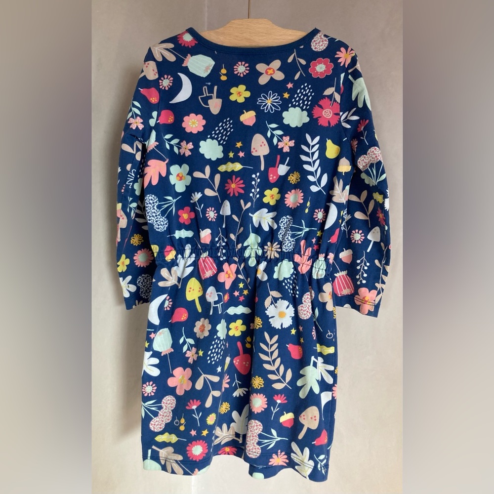 Hanna Andersson- Girls floral dress- Size 110 (5) - Picture 2 of 5